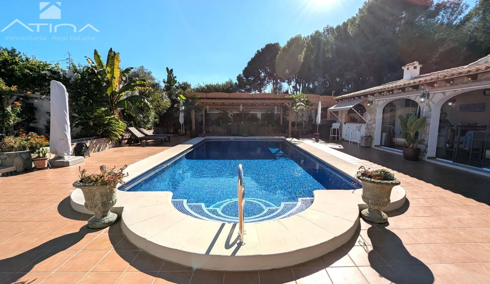 3 Zimmer Villa zu verkaufen in Gata de Gorgos mit Pool Garage - 749.000 € (Ref: 9449059)