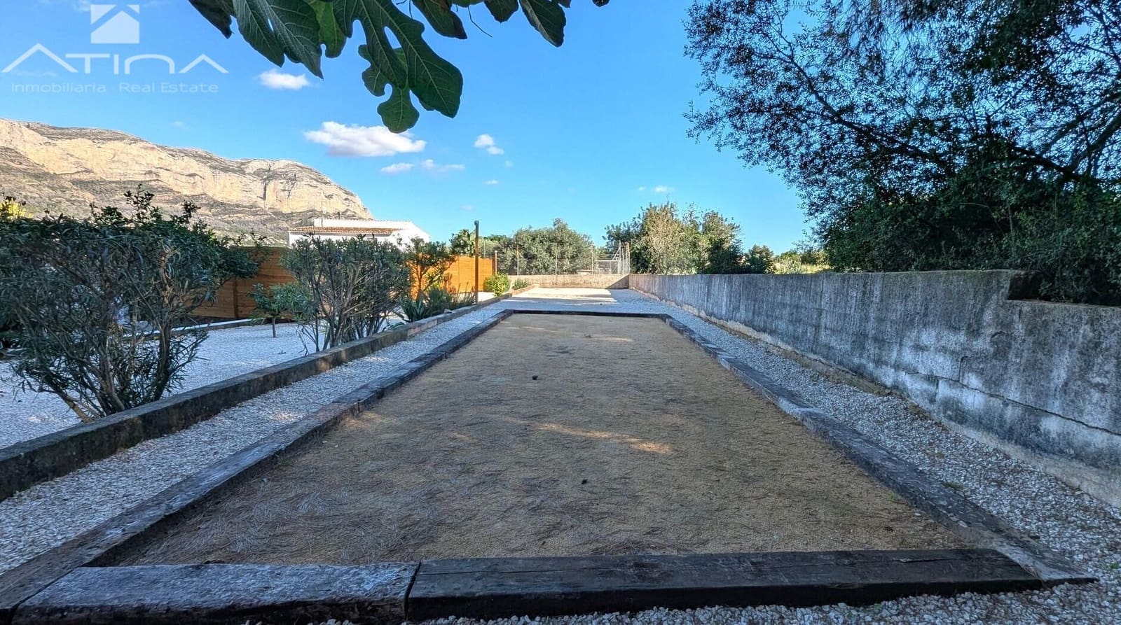 3 Zimmer Villa zu verkaufen in Gata de Gorgos mit Pool Garage - 749.000 € (Ref: 9449059)