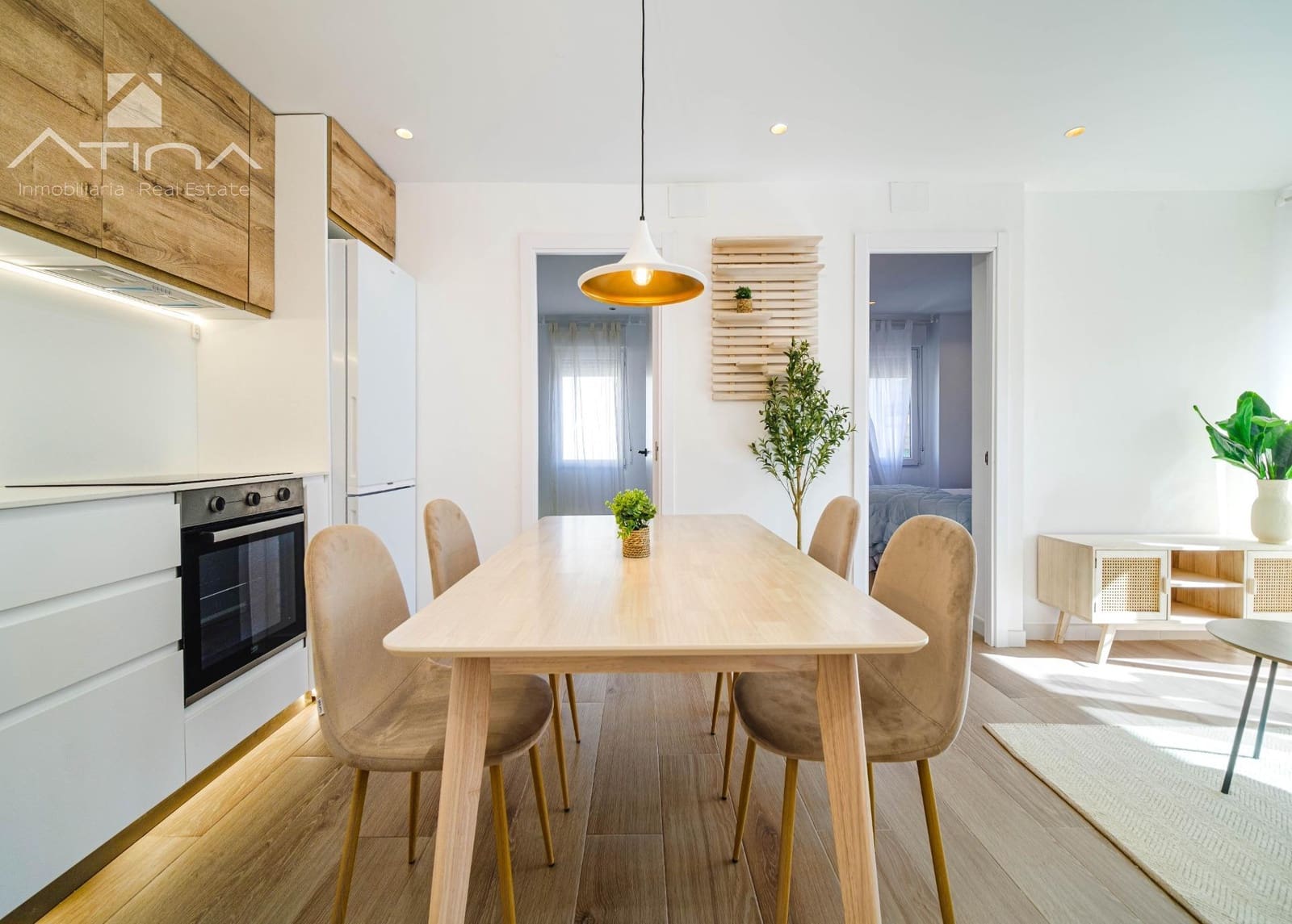 3 soveværelse Lejlighed til salg i Arenal med swimmingpool - € 349.000 (Ref: 9543835)