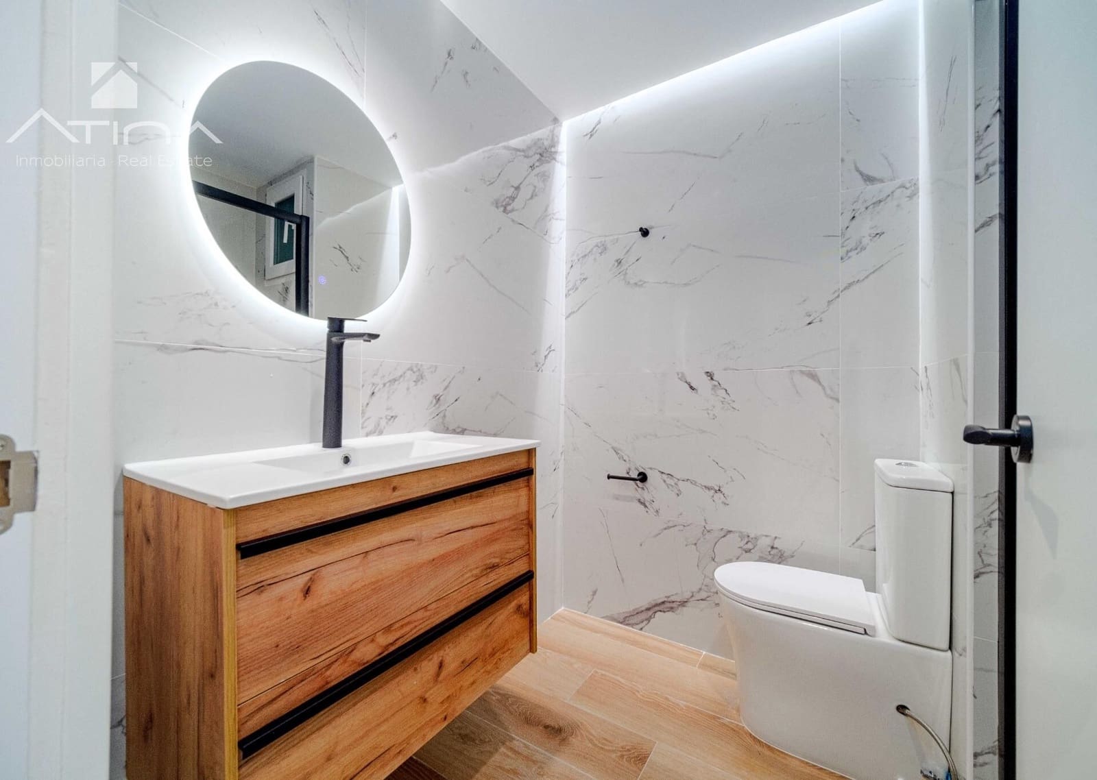 3 soveværelse Lejlighed til salg i Arenal med swimmingpool - € 349.000 (Ref: 9543835)