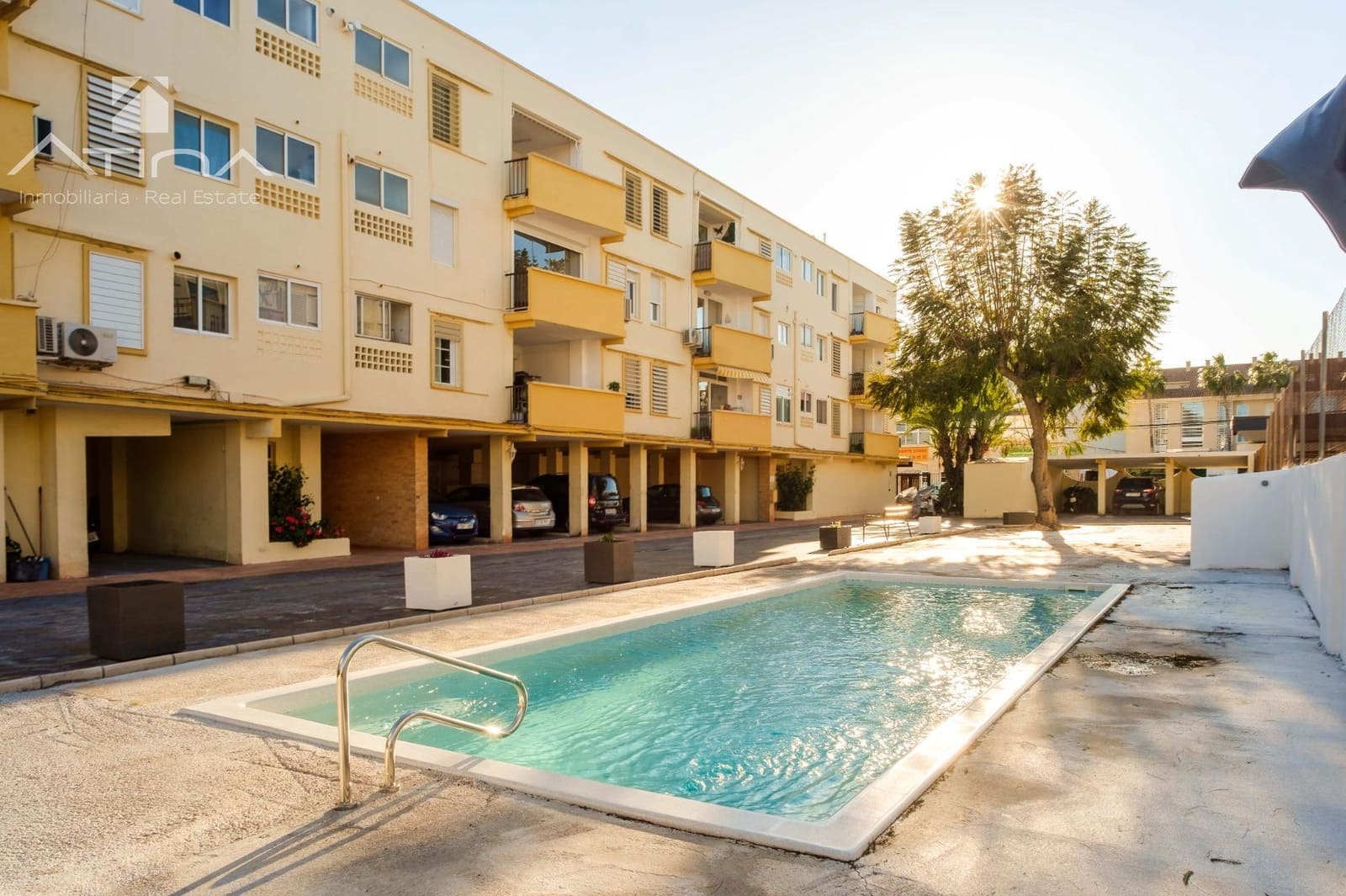 3 soveværelse Lejlighed til salg i Arenal med swimmingpool - € 349.000 (Ref: 9543835)