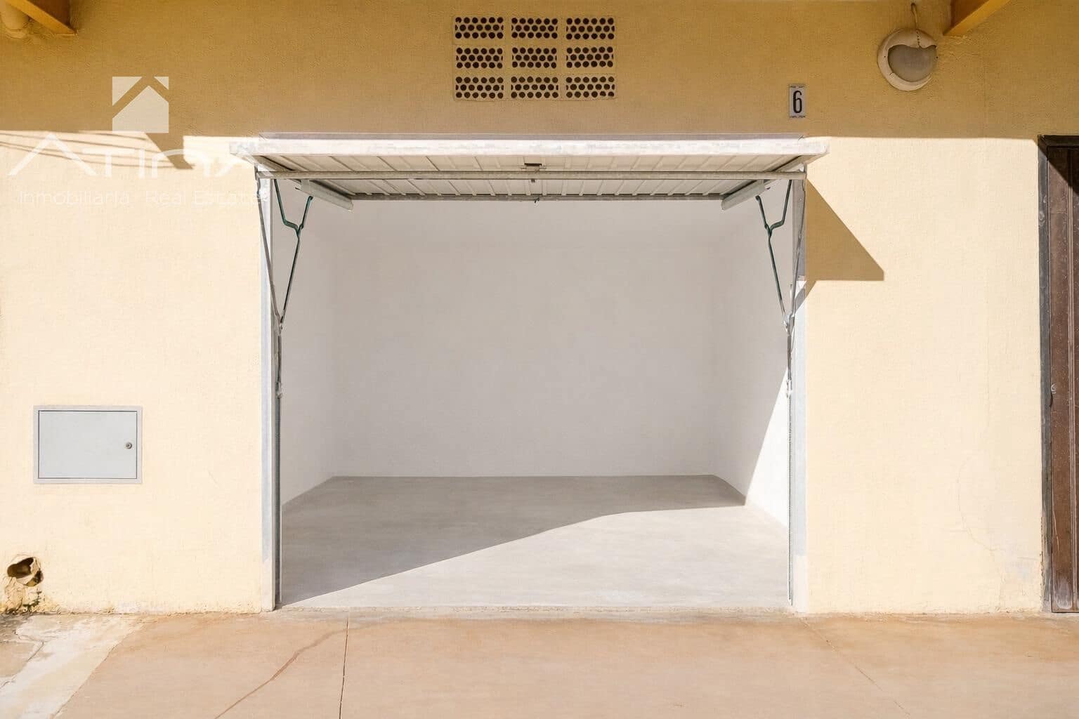 3 bedroom Apartment for sale in Arenal with pool garage - € 349,000 (Ref: 9543835)