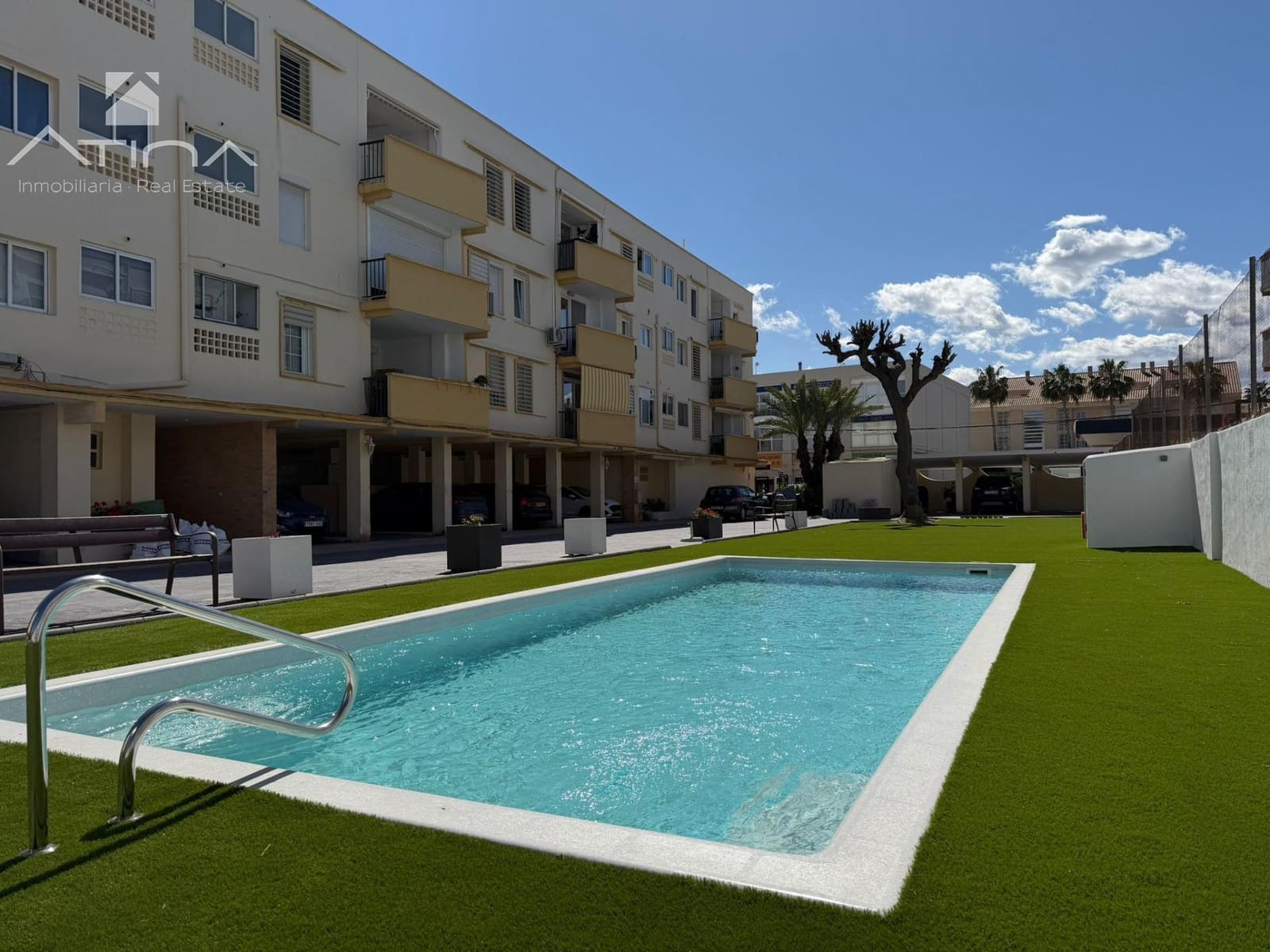 3 bedroom Apartment for sale in Arenal with pool garage - € 349,000 (Ref: 9543835)