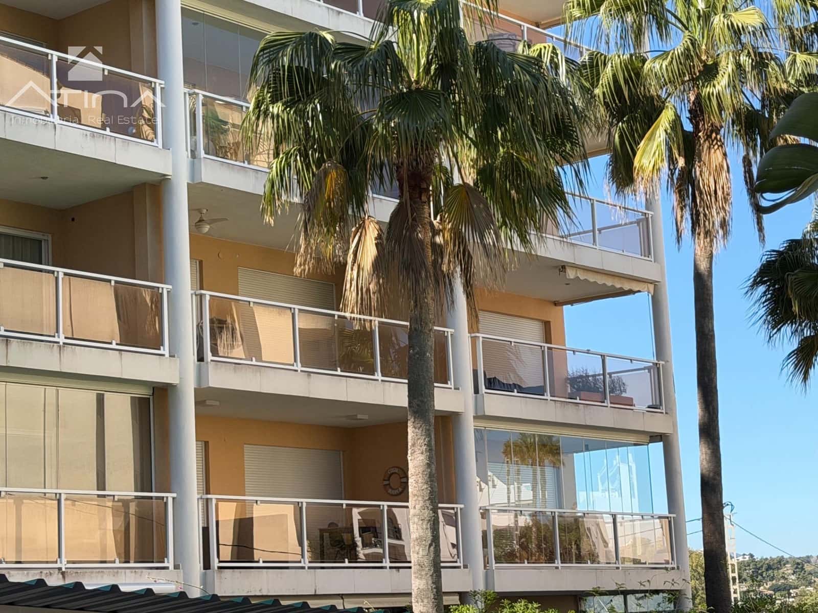 2 sypialnia Apartament na sprzedaż w Arenal z basenem - 495 000 € (Ref: 9780764)