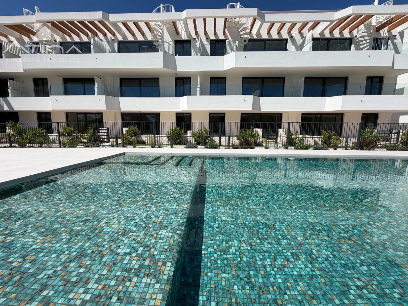 2 bedroom Penthouse for sale in Javea / Xabia with pool - € 475,000 (Ref: 9831730)