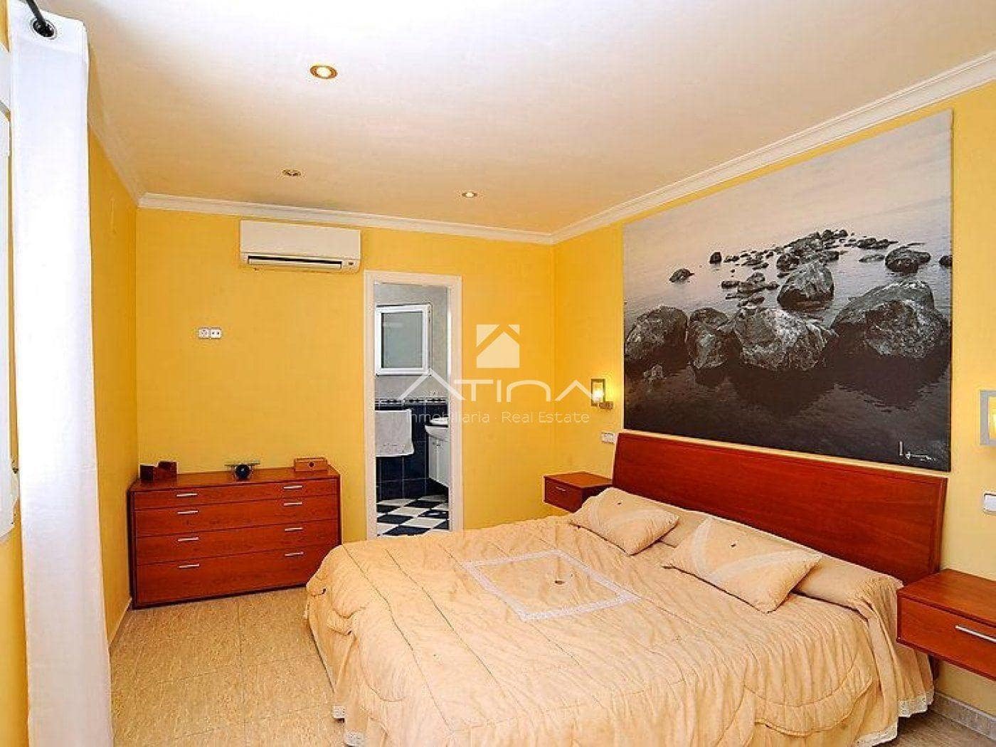 3 bedroom Villa for sale in Javea / Xabia with pool garage - € 797,000 (Ref: 9867147)