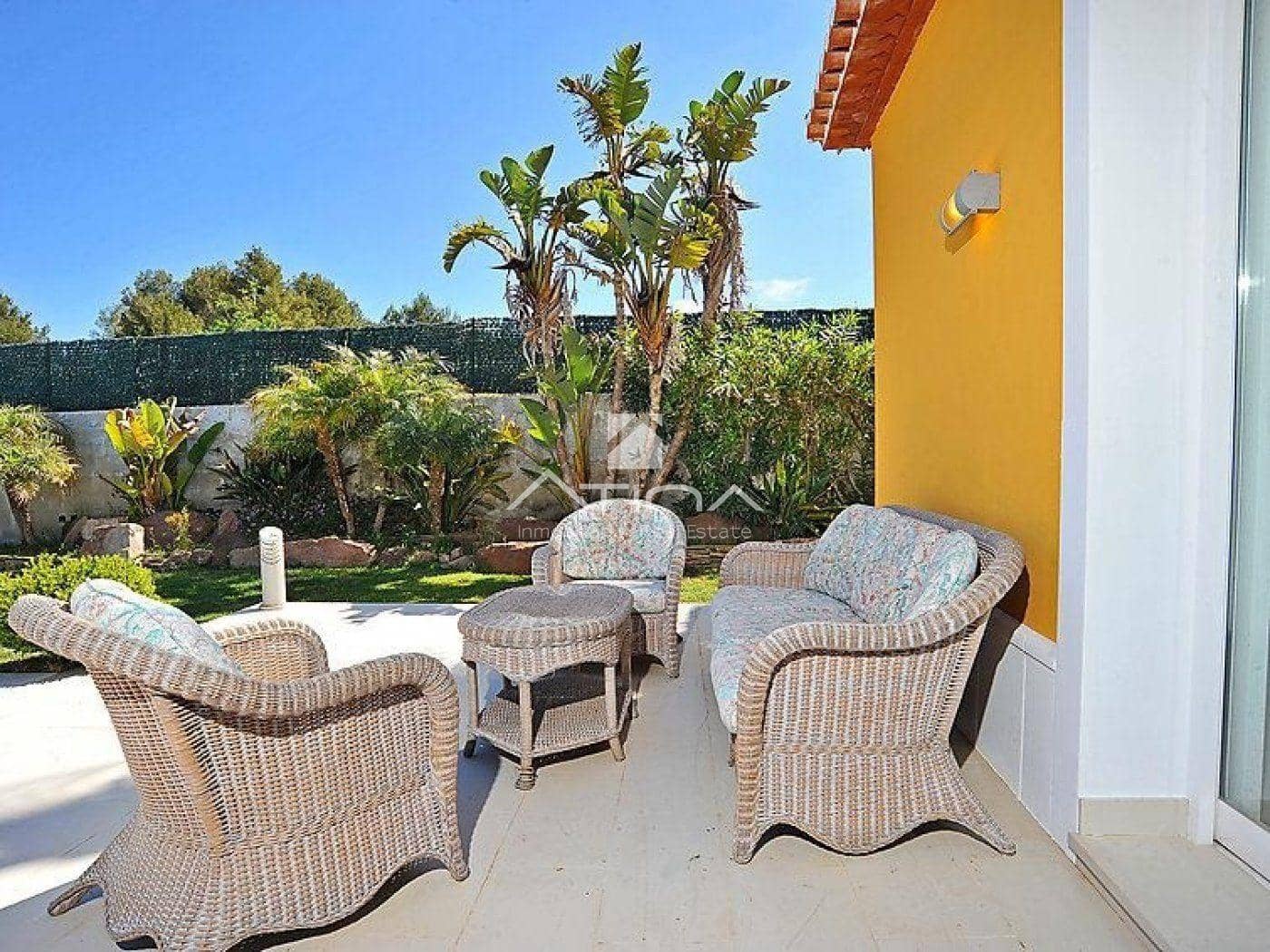 3 bedroom Villa for sale in Javea / Xabia with pool garage - € 797,000 (Ref: 9867147)
