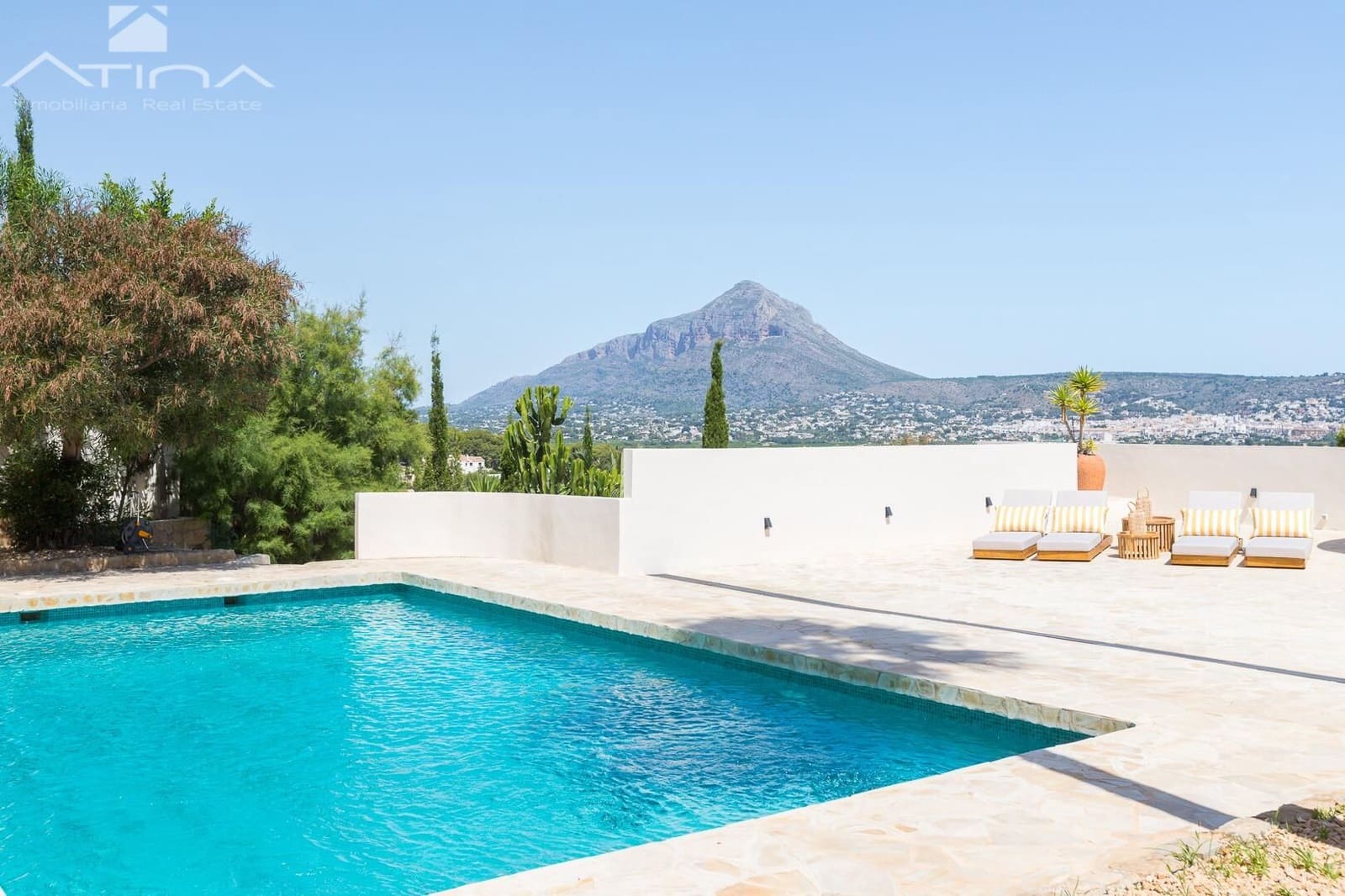 7 sovrum Villa till salu i Javea / Xabia med pool garage - 2 900 000 € (Ref: 9920617)