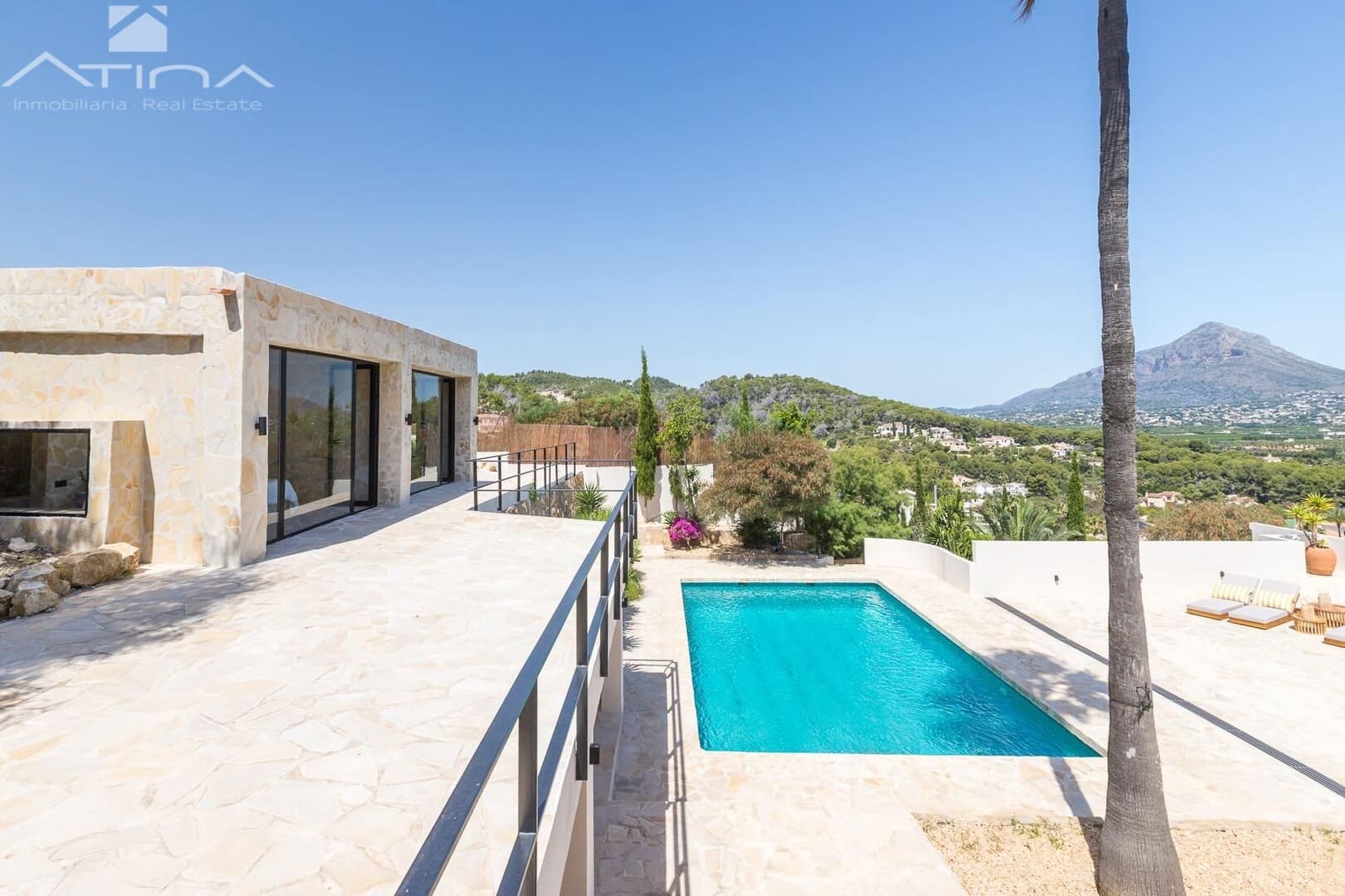7 sovrum Villa till salu i Javea / Xabia med pool garage - 2 900 000 € (Ref: 9920617)