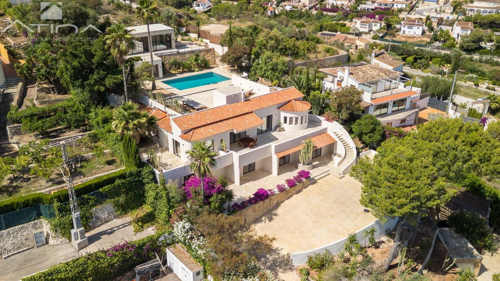 7 sovrum Villa till salu i Javea / Xabia med pool garage - 2 900 000 € (Ref: 9920617)