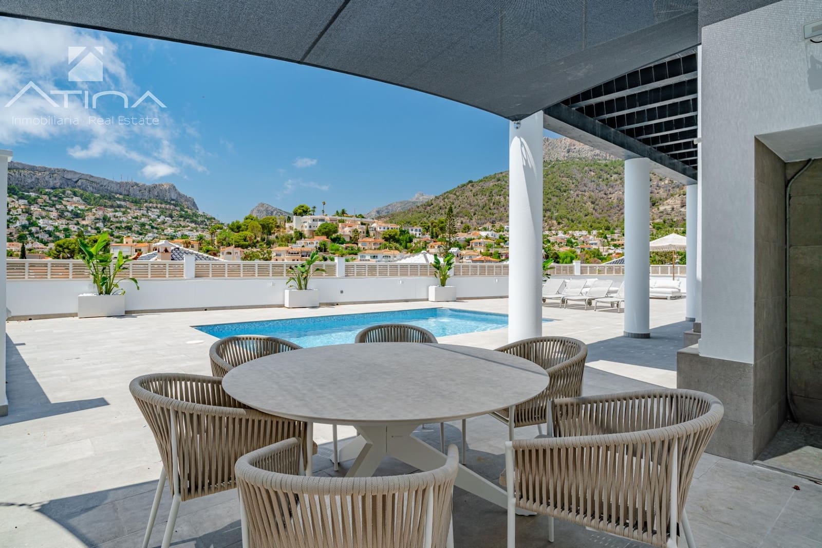 4 camera da letto Villa in vendita in Calpe / Calp con piscina - 1.099.000 € (Rif: 9929560)
