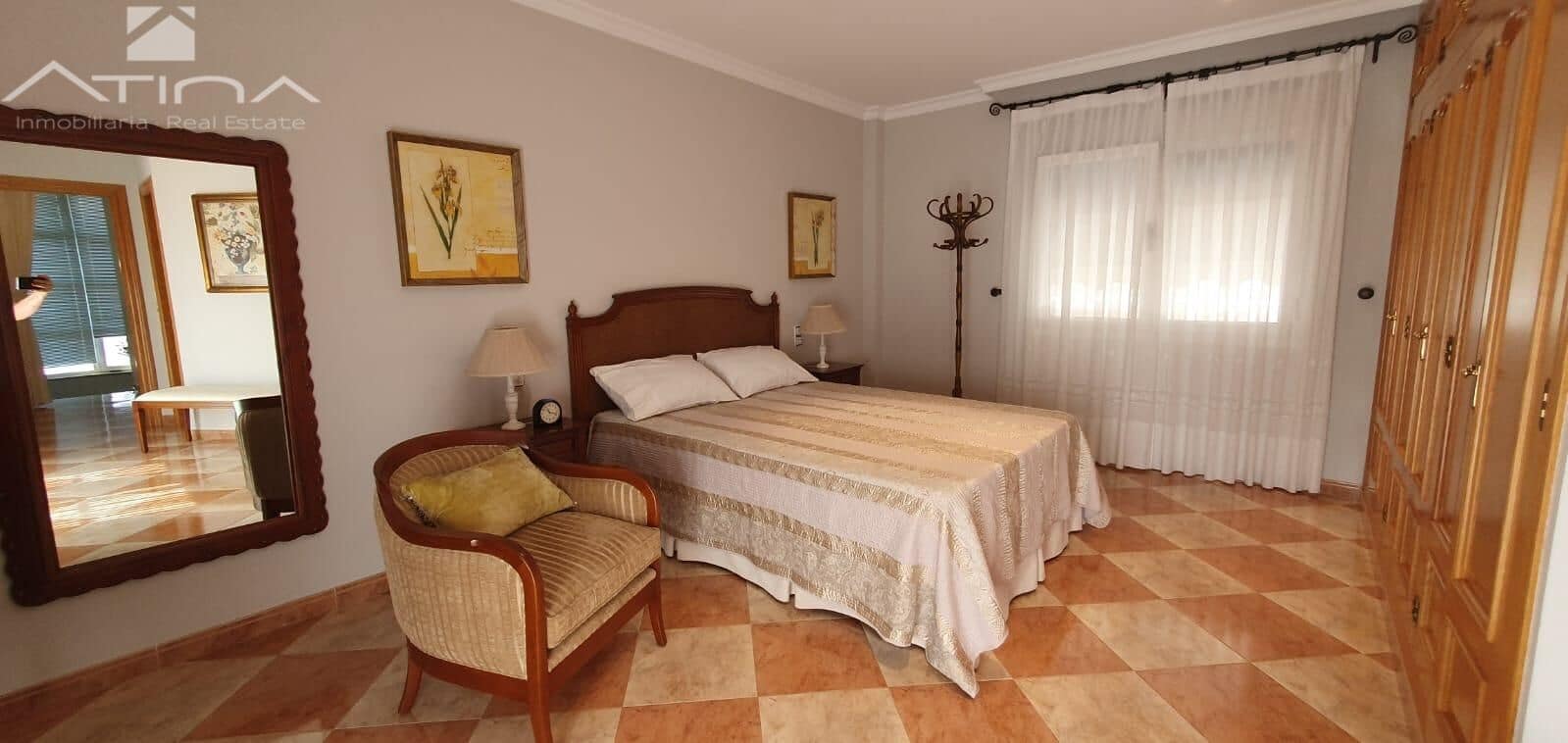 4 sypialnia Willa na sprzedaż w Gandia z garażem - 509 000 € (Ref: 9963317)