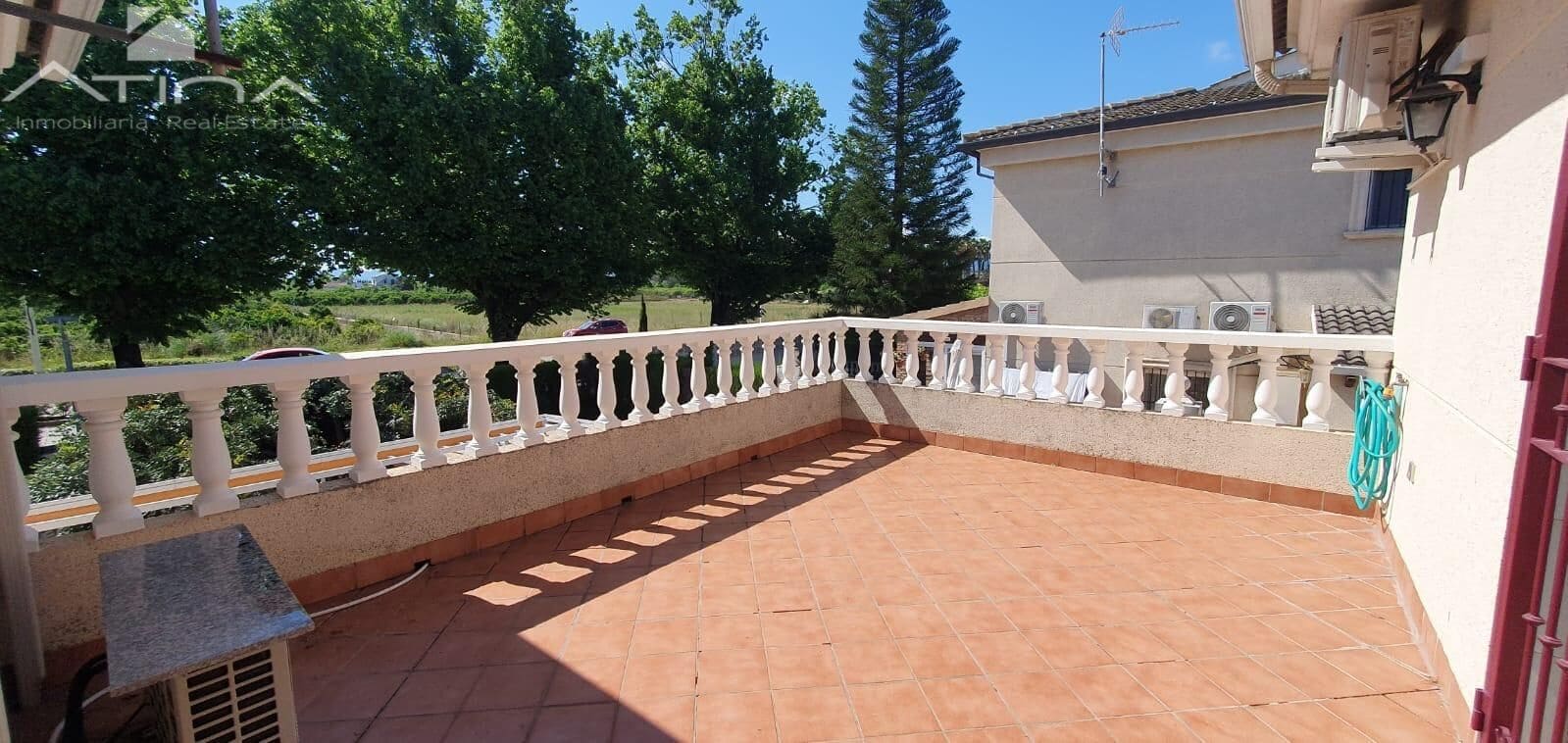 4 sypialnia Willa na sprzedaż w Gandia z garażem - 509 000 € (Ref: 9963317)