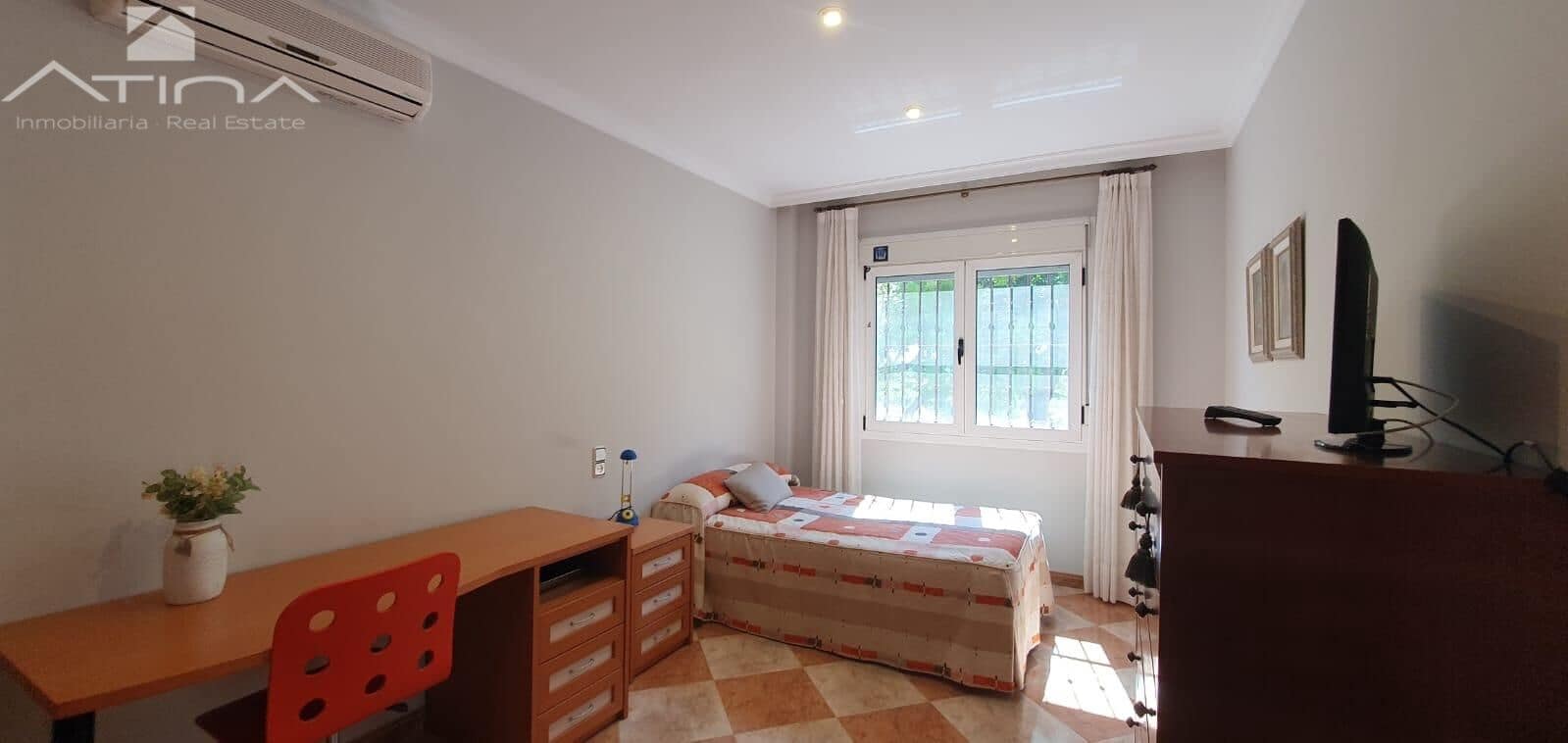 4 sypialnia Willa na sprzedaż w Gandia z garażem - 509 000 € (Ref: 9963317)
