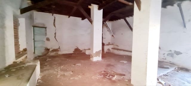 Finka/Dom wiejski na sprzedaż w Estación de Cártama, Cártama - 250 000 € (Ref: 8125912)