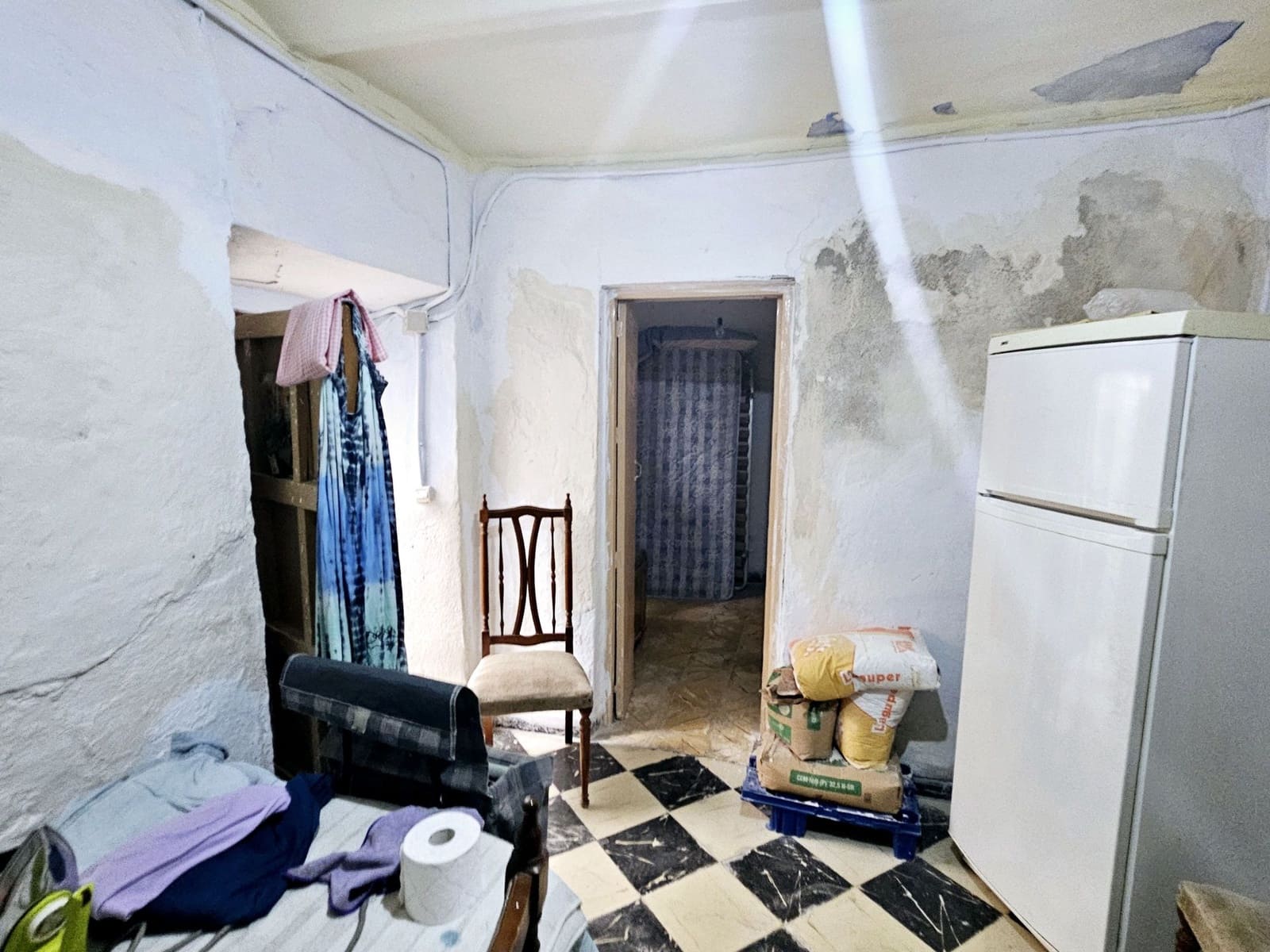 Hus til salgs i Coin - € 105 000 (Ref: 8453938)