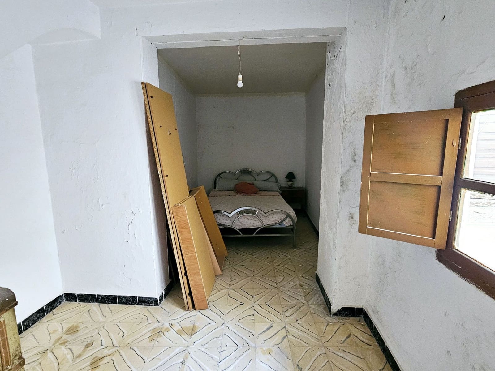 Hus til salgs i Coin - € 105 000 (Ref: 8453938)