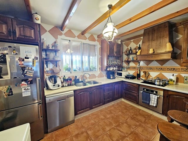 4 Zimmer Doppelhaus zu verkaufen in Alhaurín el Grande - 485.000 € (Ref: 8548500)