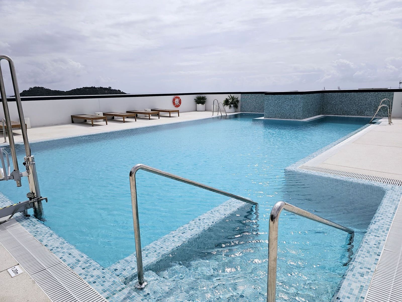 3 soveværelse Penthouse til salg i Malaga by - € 2.000.000 (Ref: 8553162)