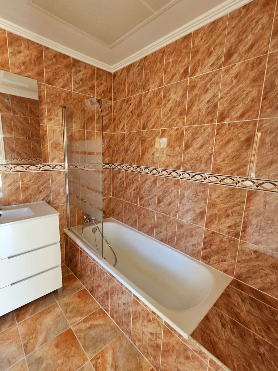 4 Zimmer Villa zu verkaufen in Marbella - 1.600.000 € (Ref: 8607374)