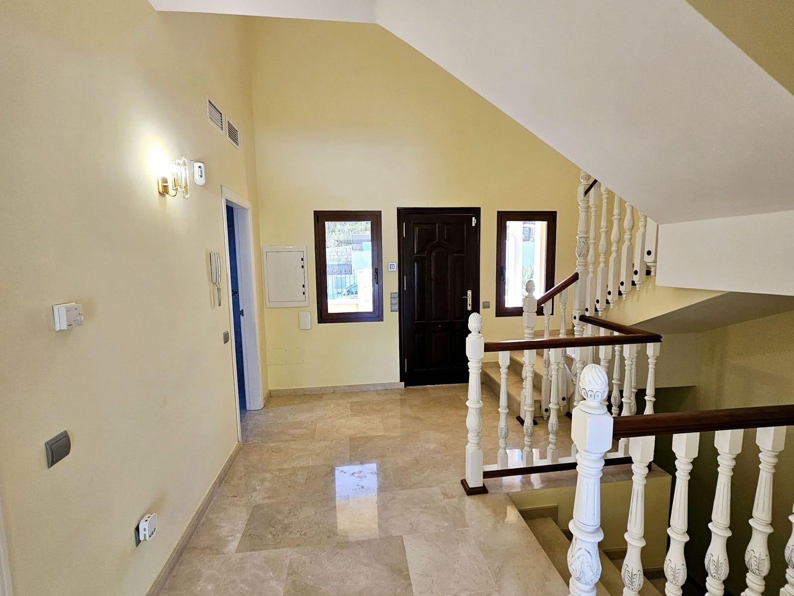 4 Zimmer Villa zu verkaufen in Marbella - 1.600.000 € (Ref: 8607374)