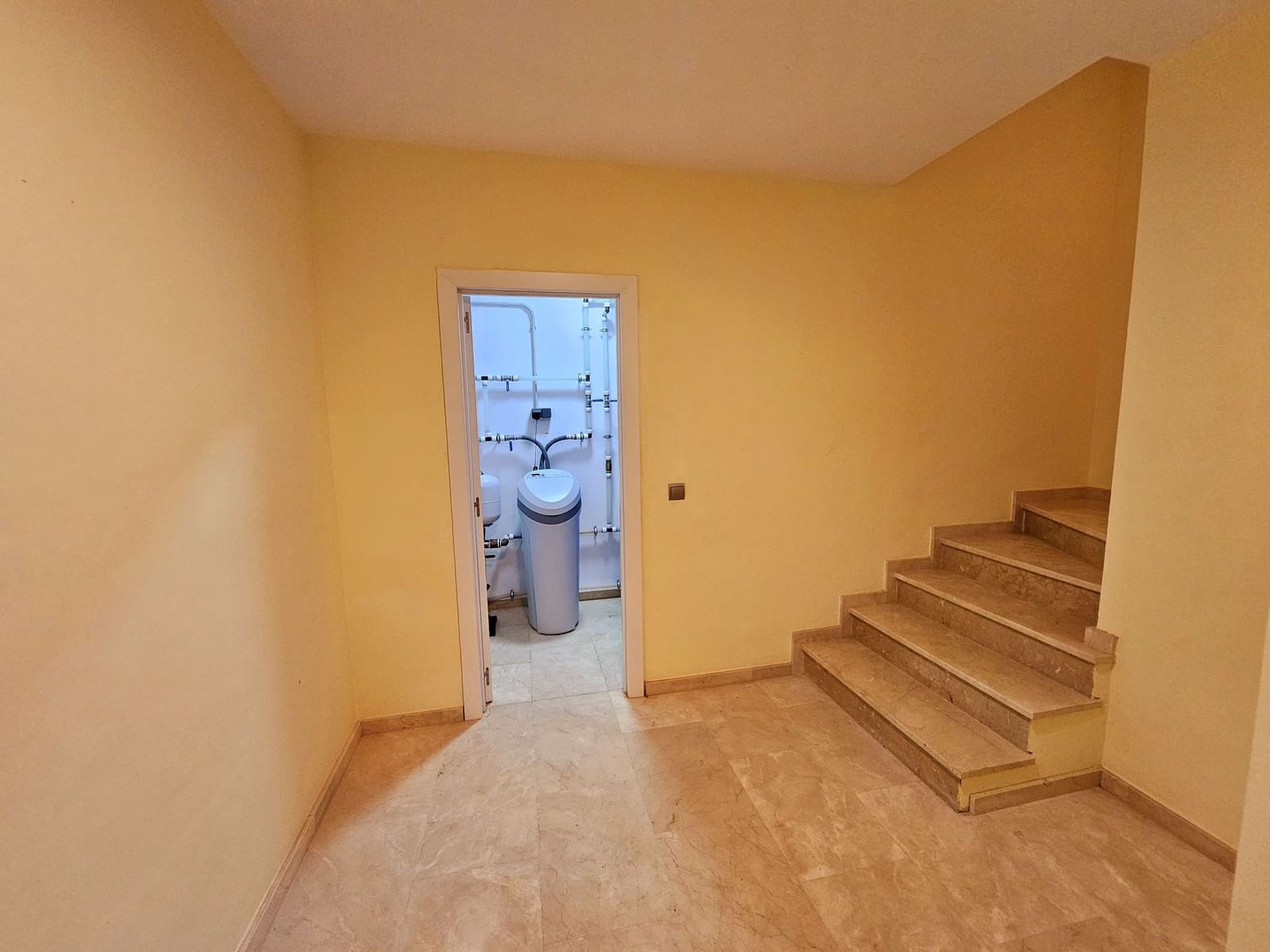 4 Zimmer Villa zu verkaufen in Marbella - 1.600.000 € (Ref: 8607374)