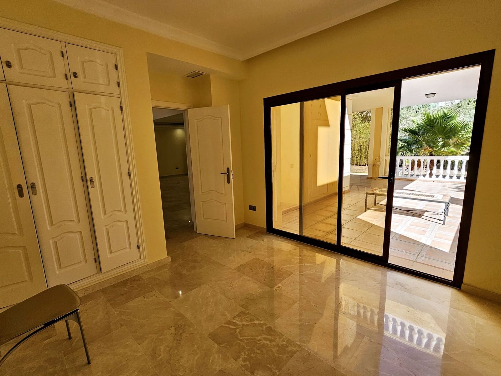 4 Zimmer Villa zu verkaufen in Marbella - 1.600.000 € (Ref: 8607374)