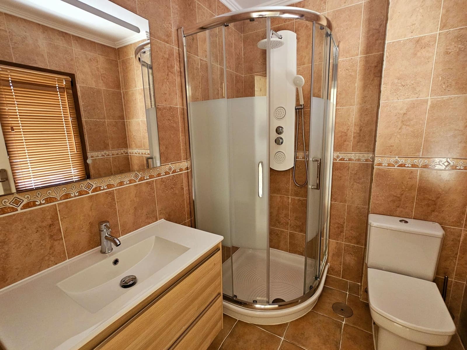 4 Zimmer Villa zu verkaufen in Marbella - 1.600.000 € (Ref: 8607374)