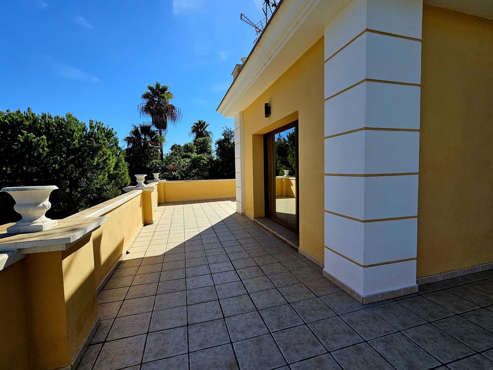 4 Zimmer Villa zu verkaufen in Marbella - 1.600.000 € (Ref: 8607374)