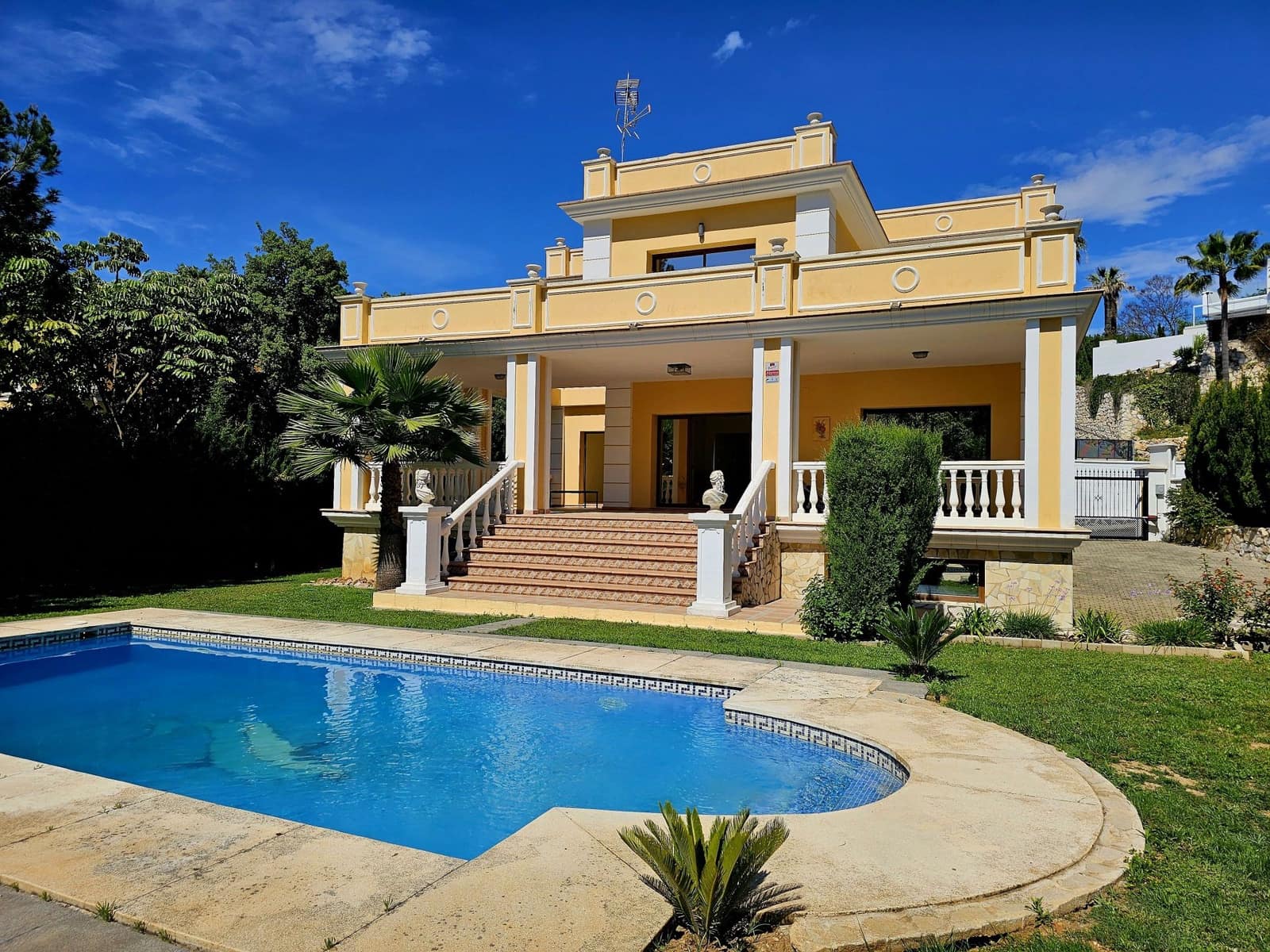 4 Zimmer Villa zu verkaufen in Marbella - 1.600.000 € (Ref: 8607374)