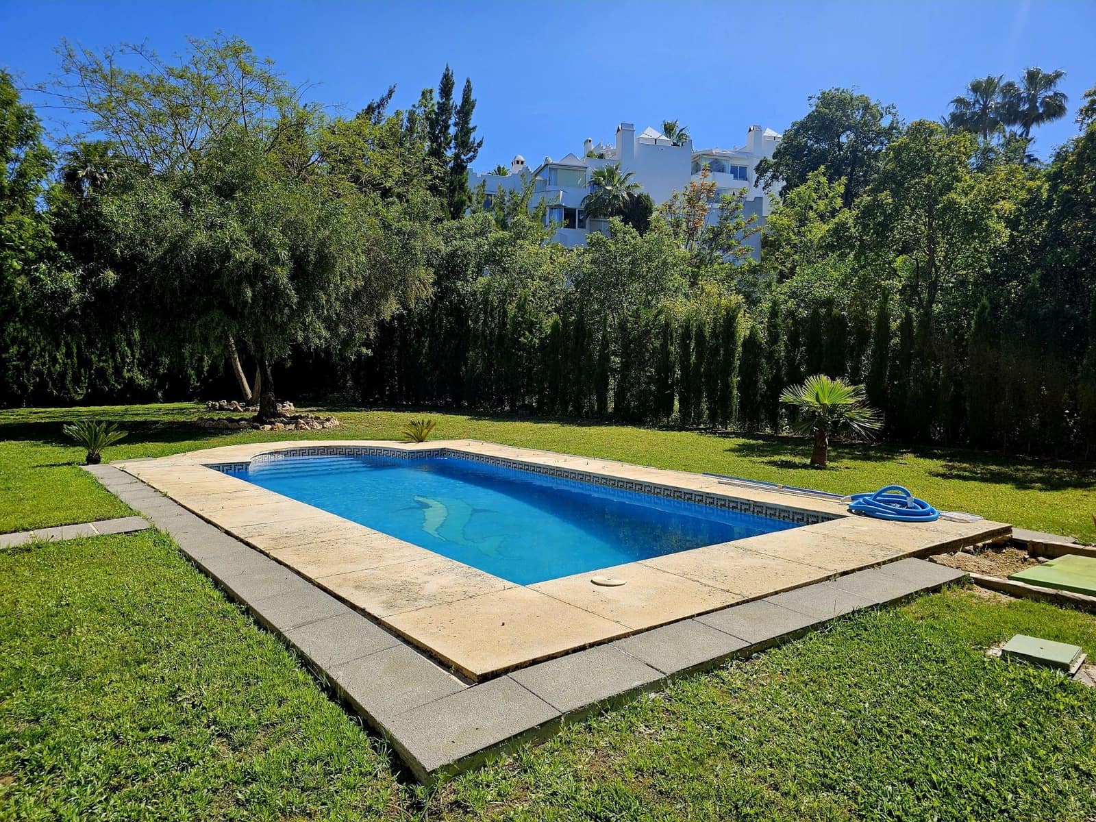 4 Zimmer Villa zu verkaufen in Marbella - 1.600.000 € (Ref: 8607374)