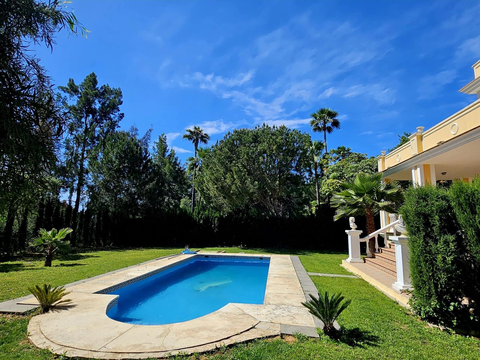 4 Zimmer Villa zu verkaufen in Marbella - 1.600.000 € (Ref: 8607374)
