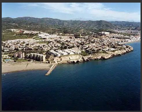 Komercyjne na sprzedaż w La Cala del Moral, Rincón de la Victoria - 2 800 000 € (Ref: 8923408)