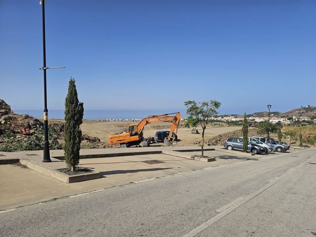 Erhverv til salg i Torrox Pueblo, Torrox - € 268.500 (Ref: 9111482)