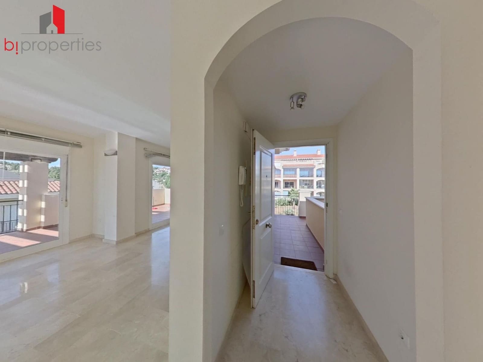 3 slaapkamer Penthouse te koop in El Faro - € 499.000 (Ref: 9361819)