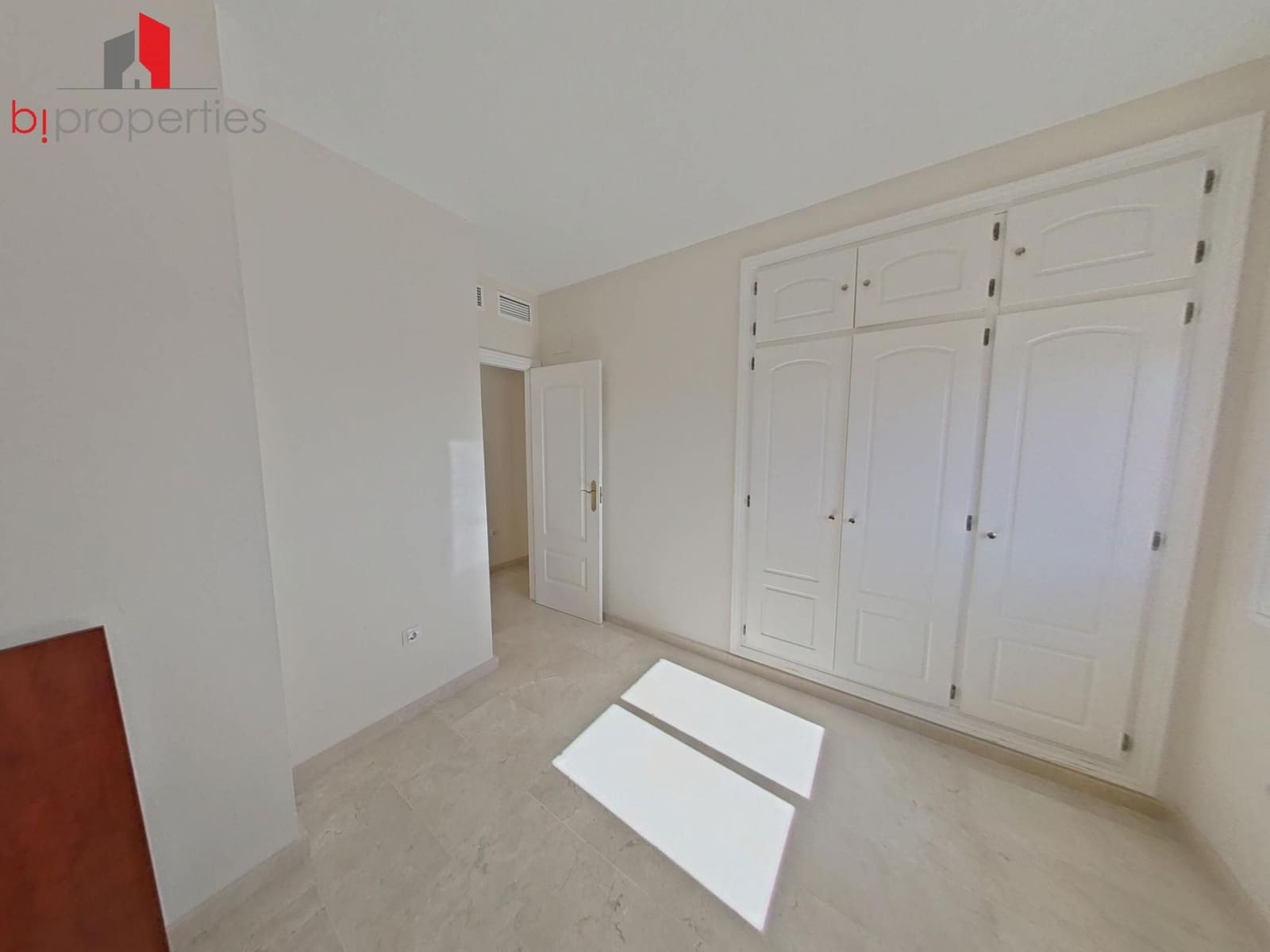 3 slaapkamer Penthouse te koop in El Faro - € 499.000 (Ref: 9361819)