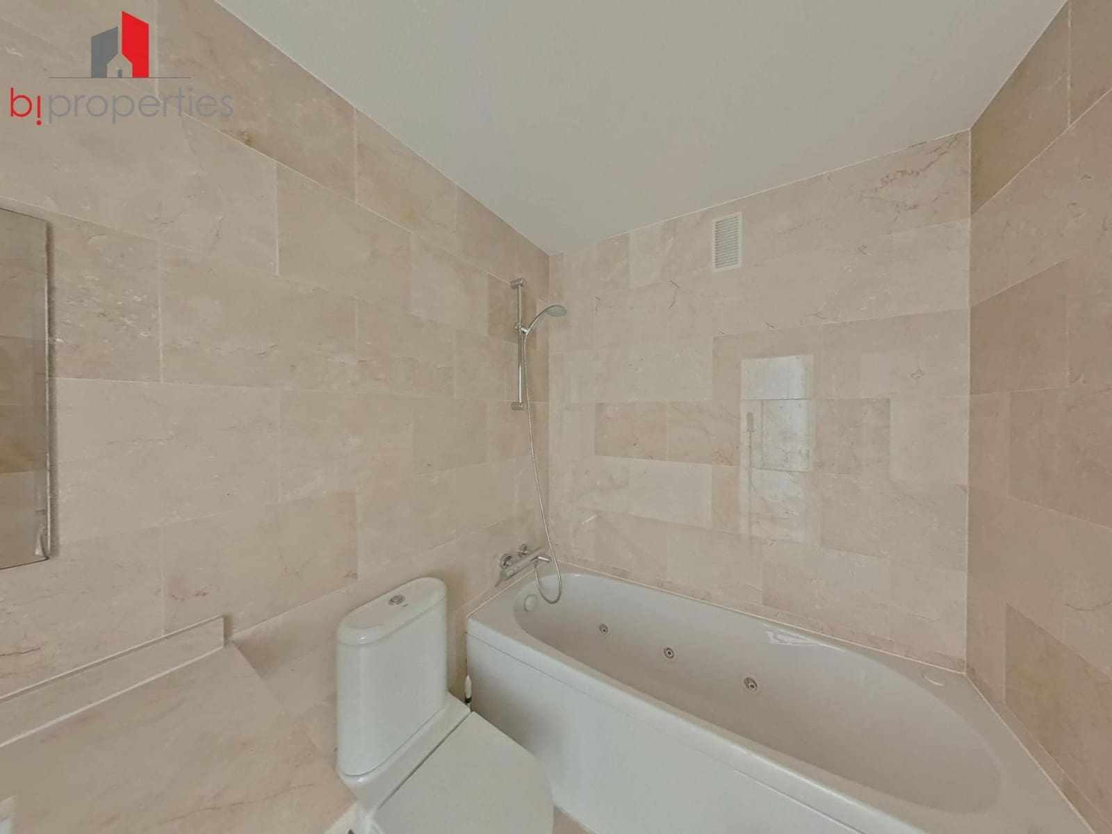 3 slaapkamer Penthouse te koop in El Faro - € 499.000 (Ref: 9361819)