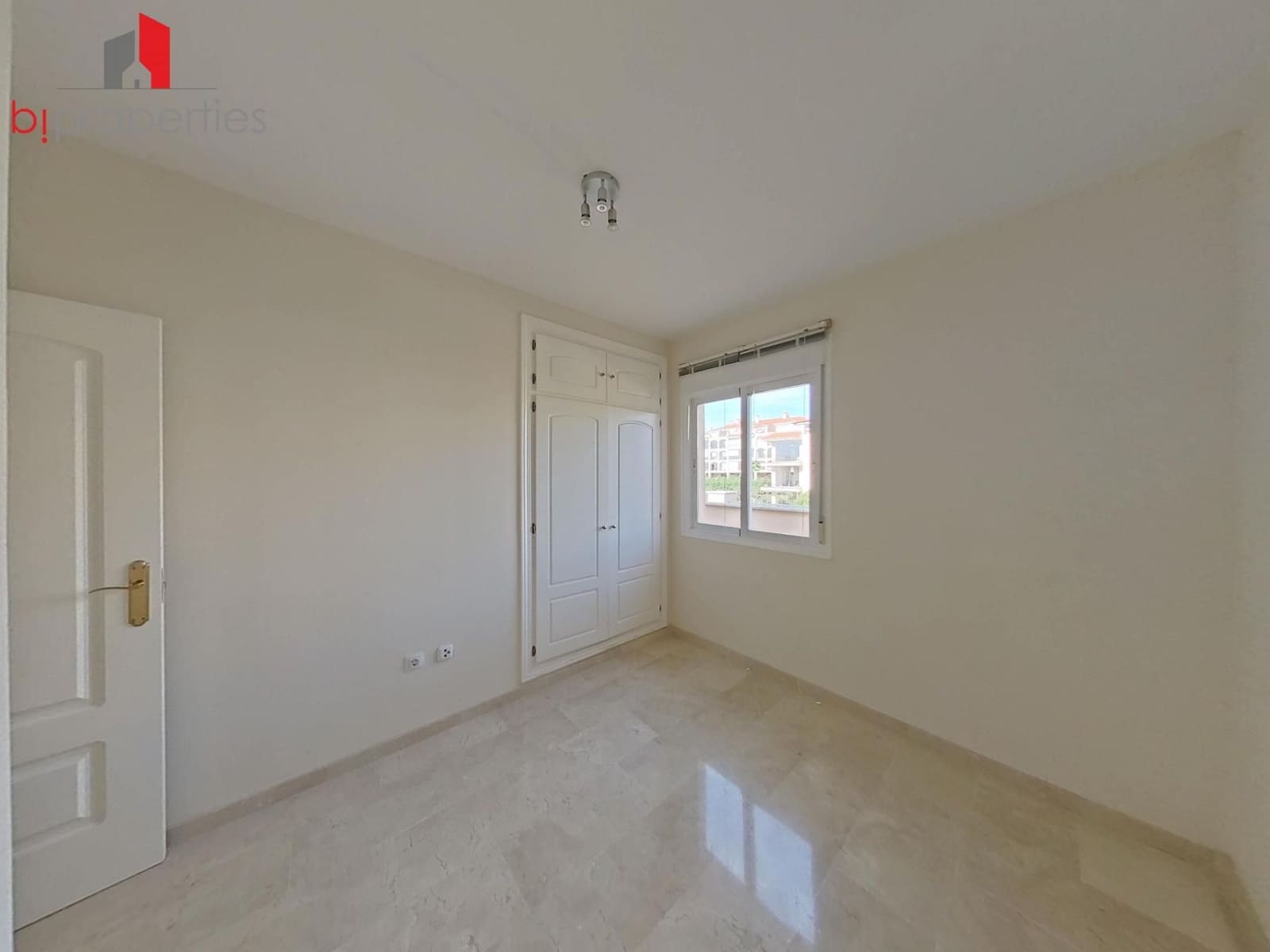 3 slaapkamer Penthouse te koop in El Faro - € 499.000 (Ref: 9361819)