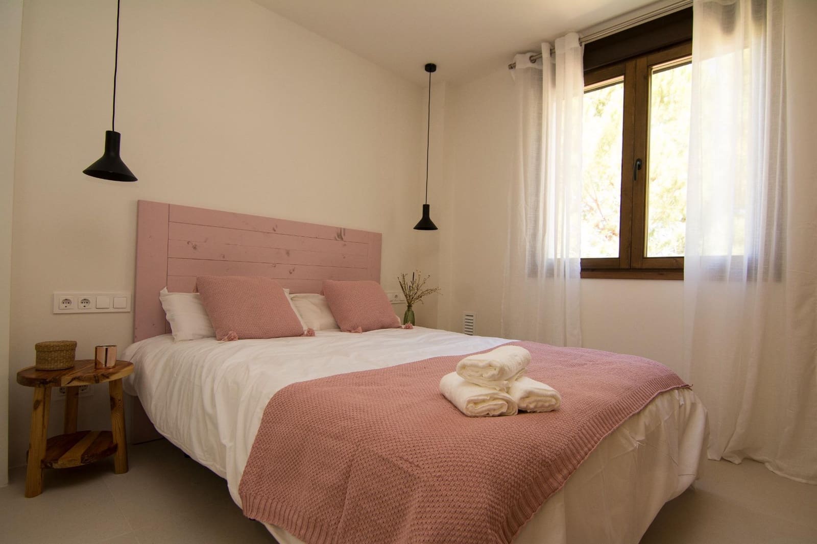 3 sypialnia Willa do wynajęcia w Pedreguer z basenem garażem - 2 200 € (Ref: 10003816)