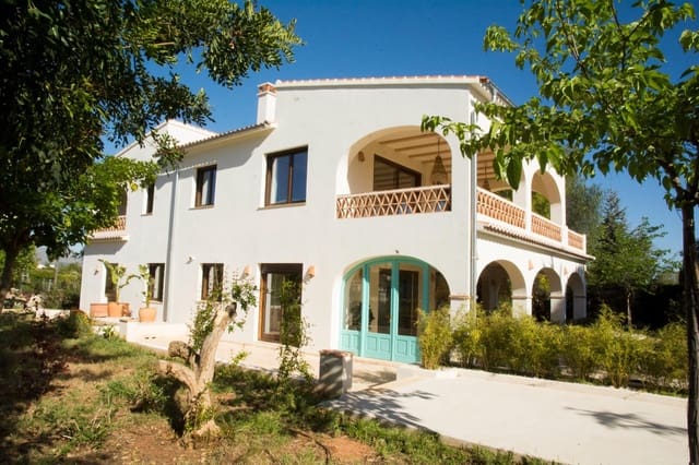 Villa/Maison de 4 chambres à louer à Pedreguer - 2 800 € (Ref: 10003817)