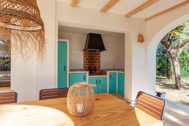 Villa/Maison de 4 chambres à louer à Pedreguer - 2 800 € (Ref: 10003817)
