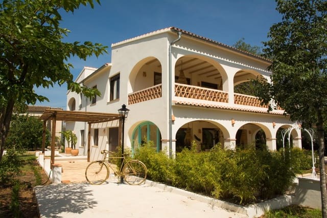 Villa/Maison de 4 chambres à louer à Pedreguer - 2 800 € (Ref: 10003817)