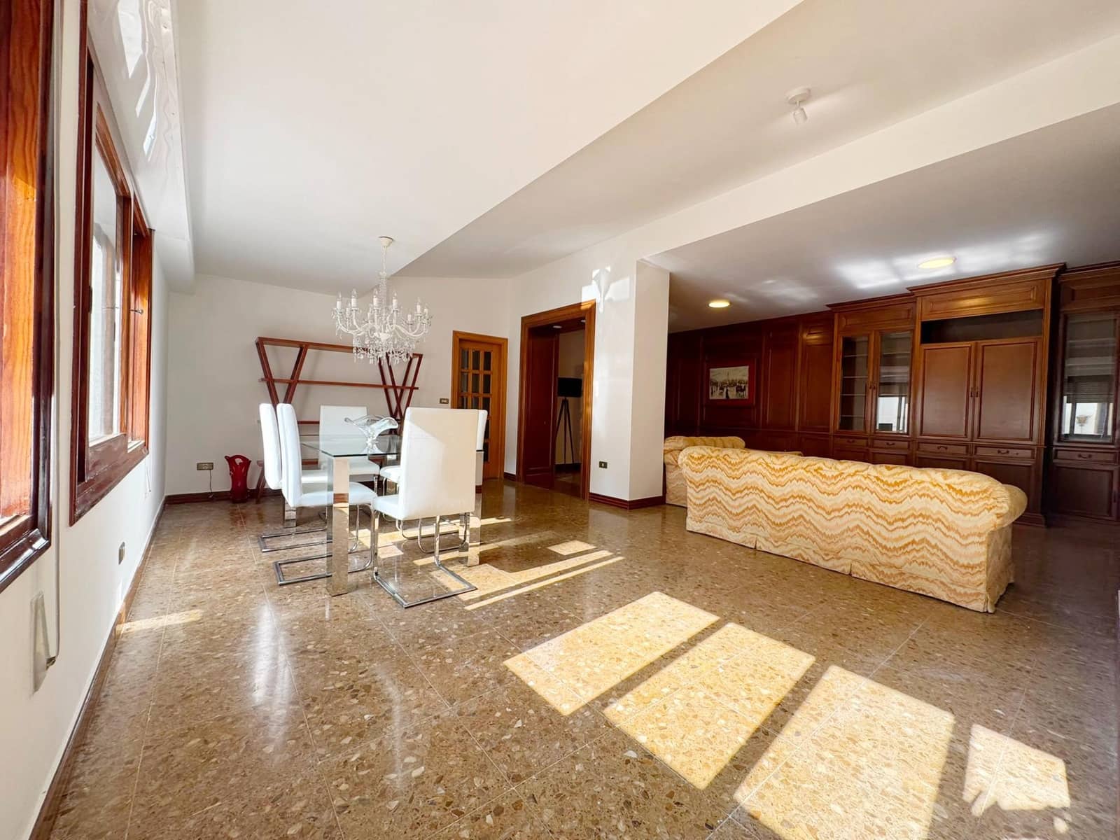 4 soveværelse Lejlighed til salg i Denia - € 395.000 (Ref: 10011571)
