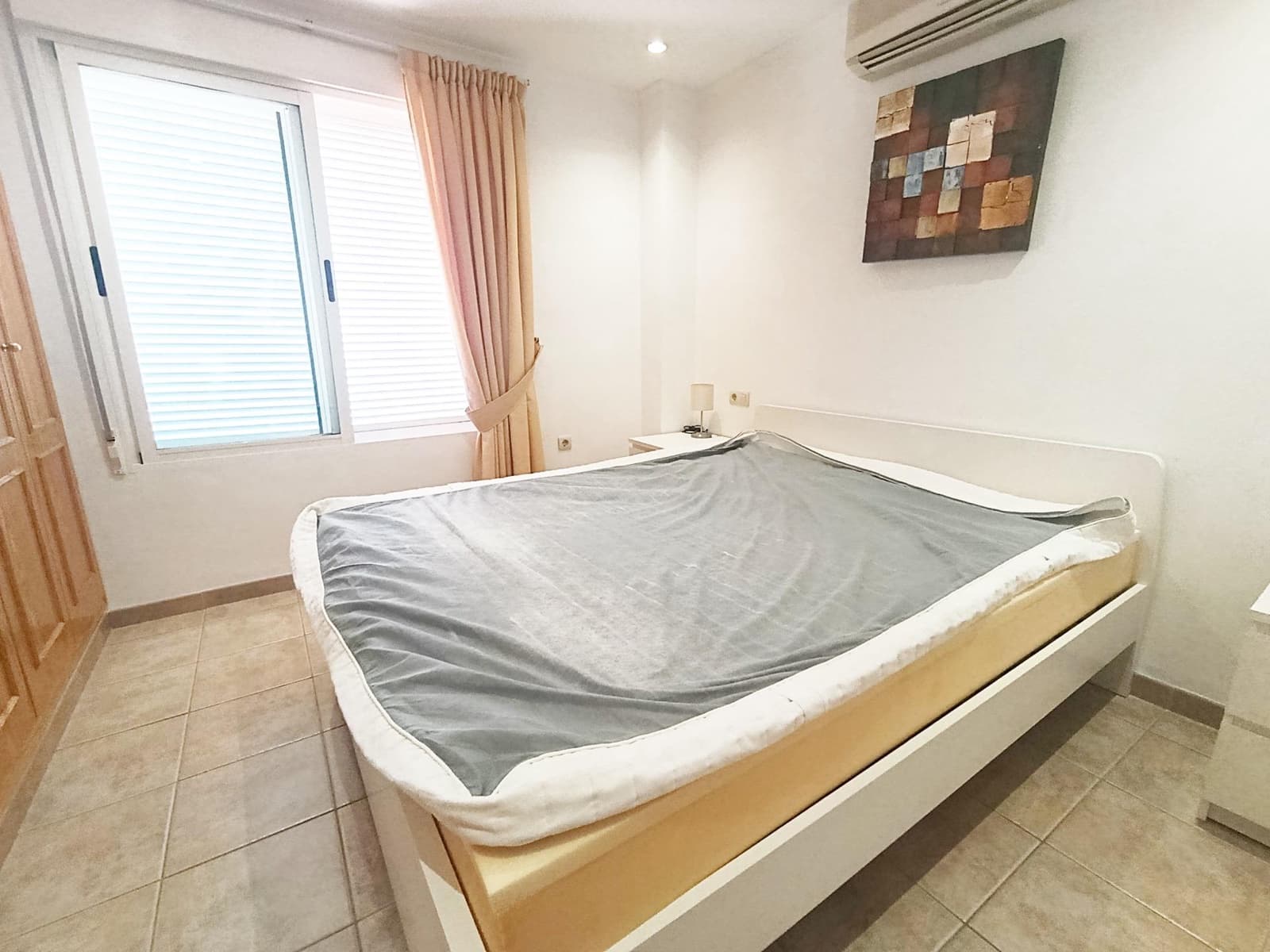4 Zimmer Apartment zu vermieten in Oliva mit Pool Garage - 1.200 € (Ref: 10031743)
