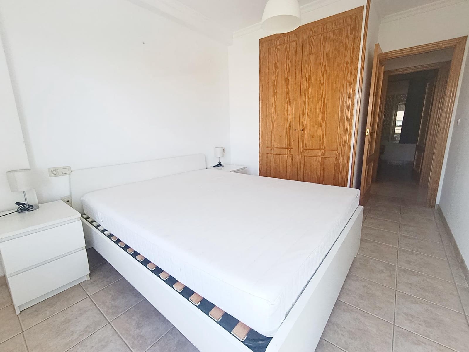 4 soveværelse Lejlighed til leje i Oliva med swimmingpool garage - € 1.200 (Ref: 10031743)