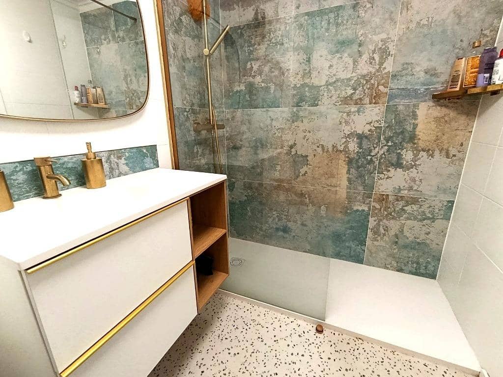 Piso de 3 habitaciones en Dénia en venta - 339.000 € (Ref: 10031744)