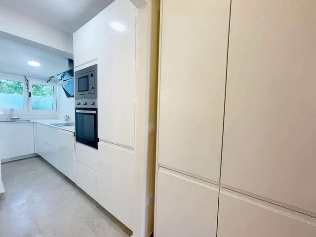 3 soverom Rekkehus til salgs i Les Bassetes - El Marjal, Dénia med svømmebasseng - € 480 000 (Ref: 10041257)