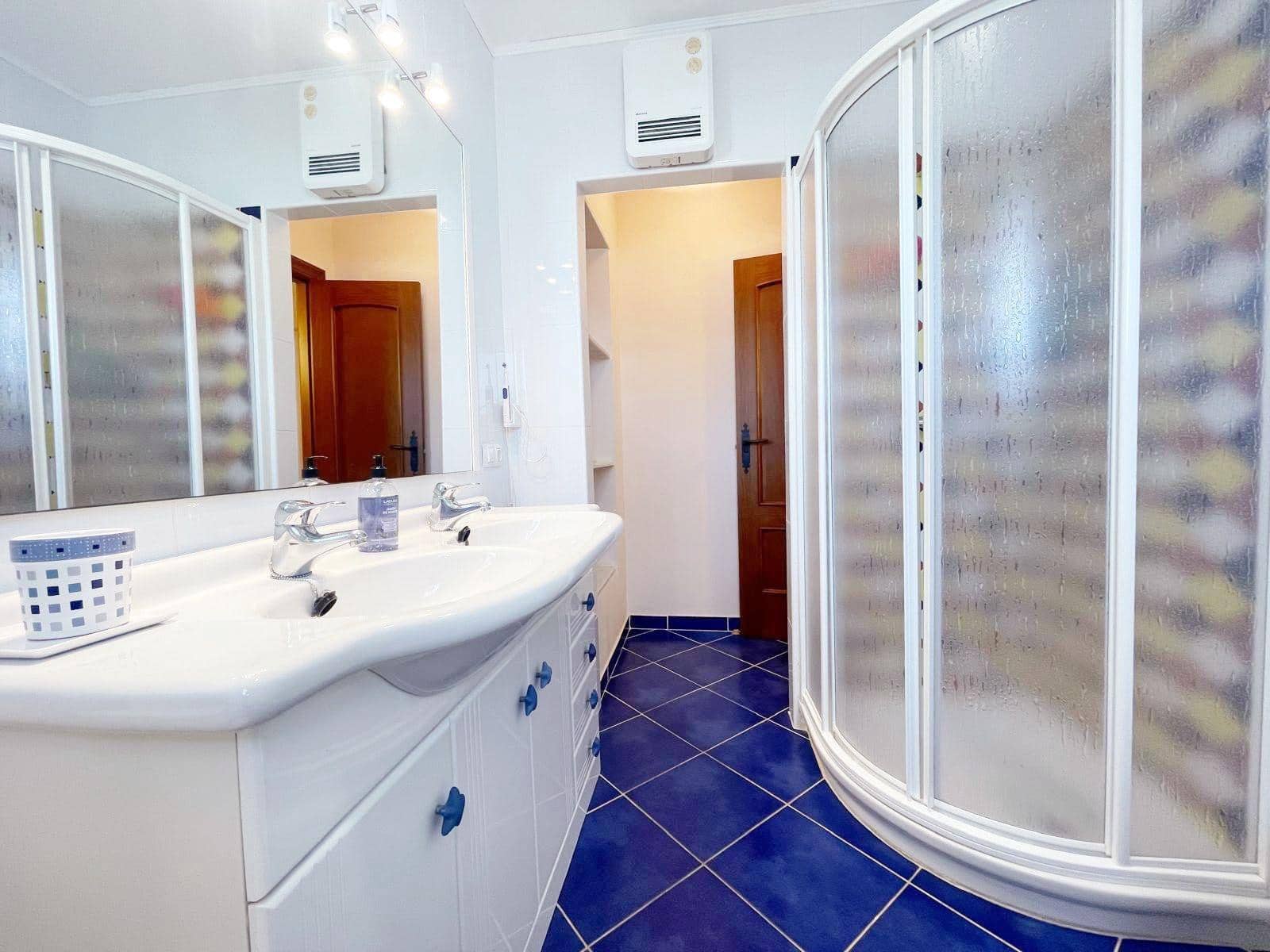 3 bedroom Terraced Villa for sale in Denia with pool - € 480,000 (Ref: 10041257)