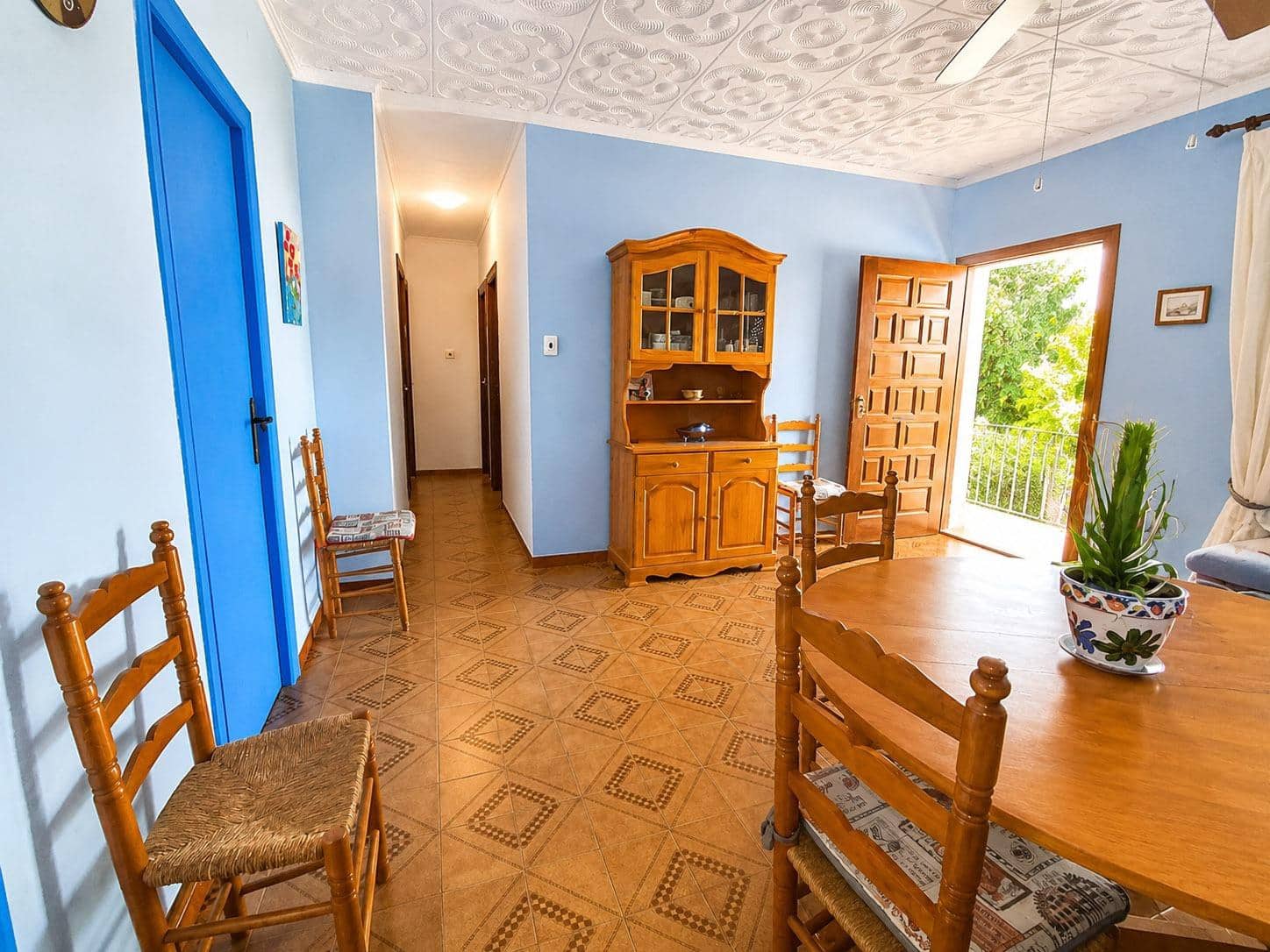 Chalet de 2 habitaciones en Dénia en alquiler con garaje - 900 € (Ref: 10043159)