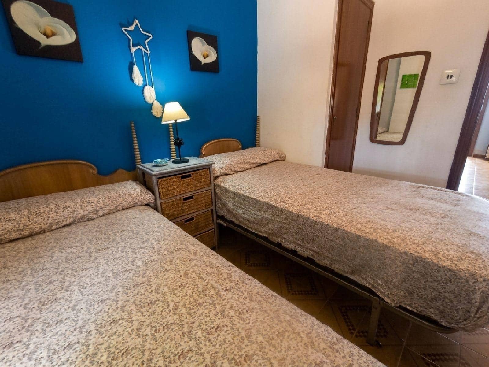 2 bedroom Villa for rent in Denia with garage - € 900 (Ref: 10043159)